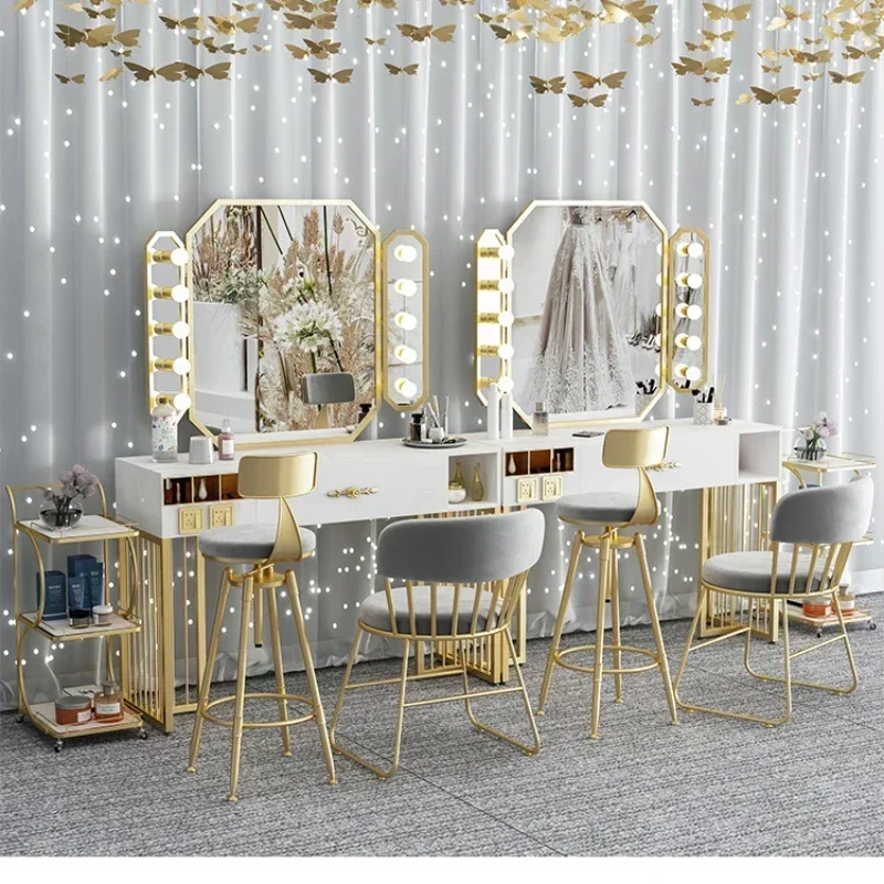 استوديو الصور روك مضمد ماكياج  - مراجعة Beauty Makeup Studio وسعره